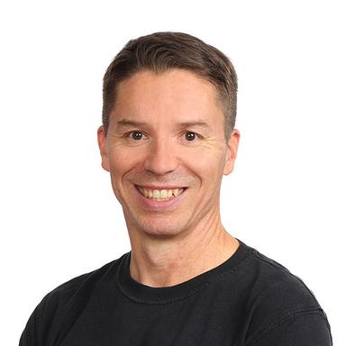 Ville Haapamäki, Lääketieteen tohtori — Pihlajalinna