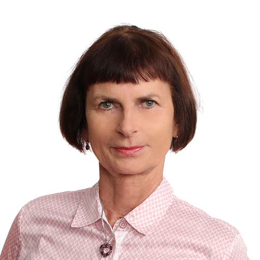 Yvonne Lindroos-Setälä  — Pihlajalinna