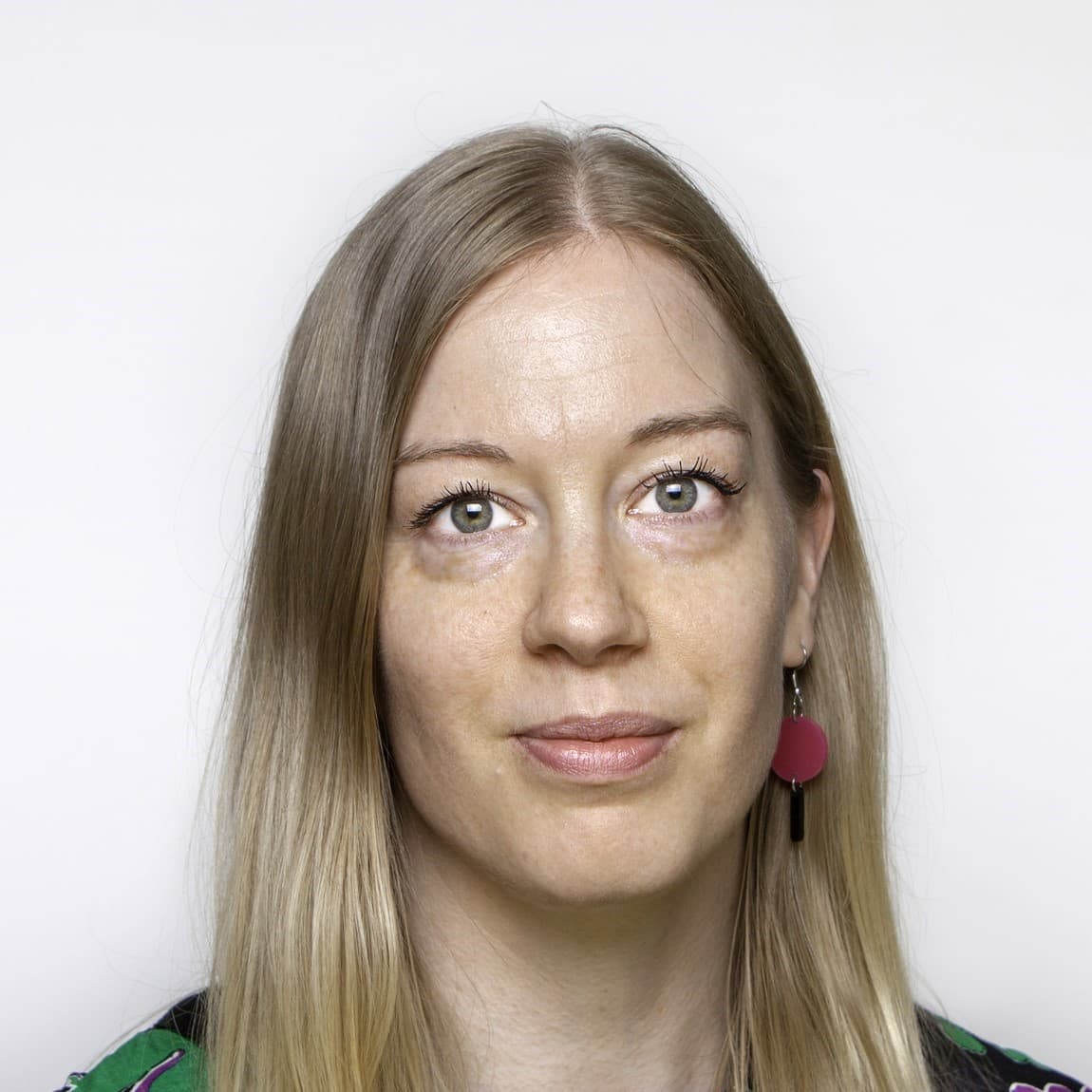 Janika Nousiainen  — Pihlajalinna