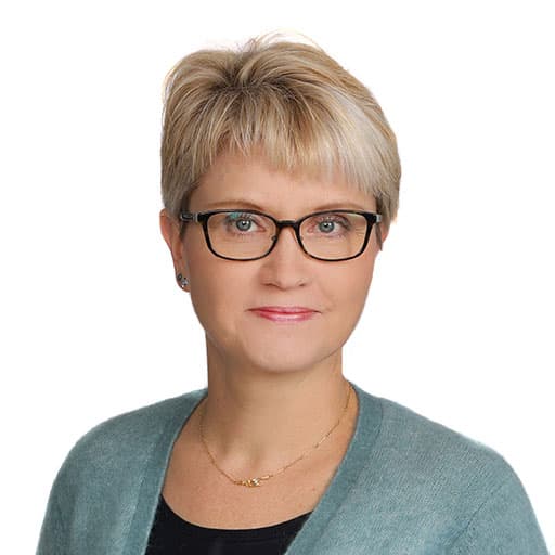Susanna Pasanen Lääketieteen tohtori — Pihlajalinna