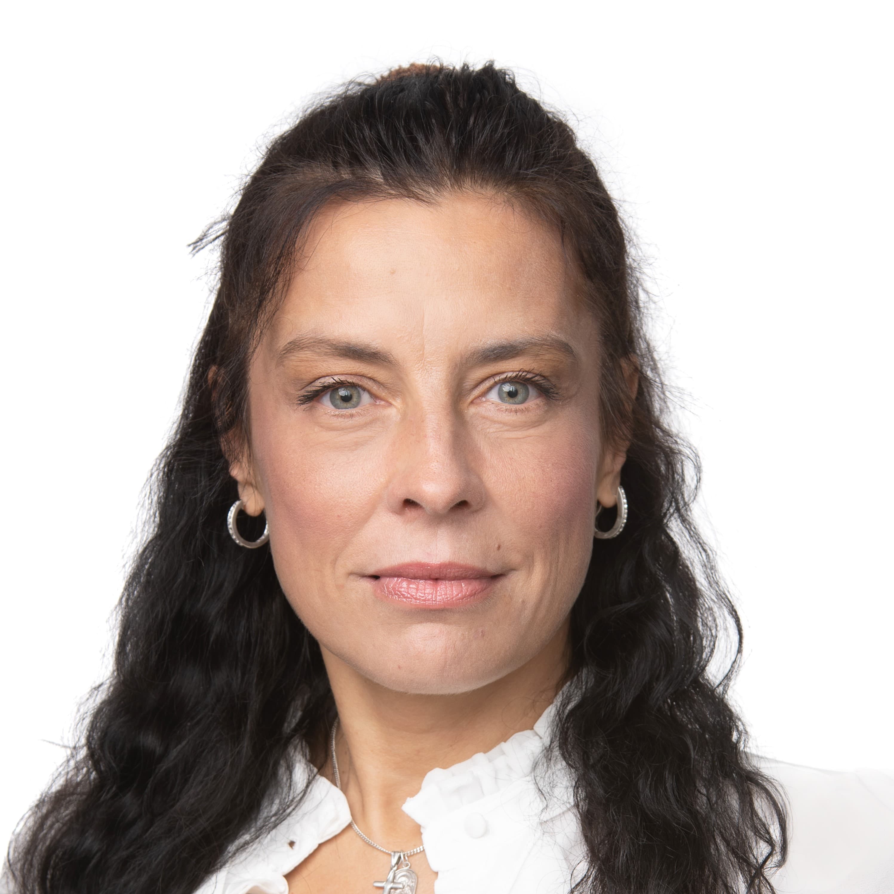 Camelia Karppinen — Pihlajalinna