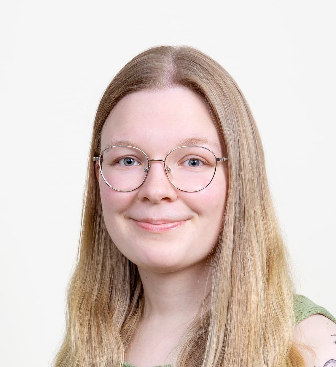 Nea Luukkonen — Pihlajalinna